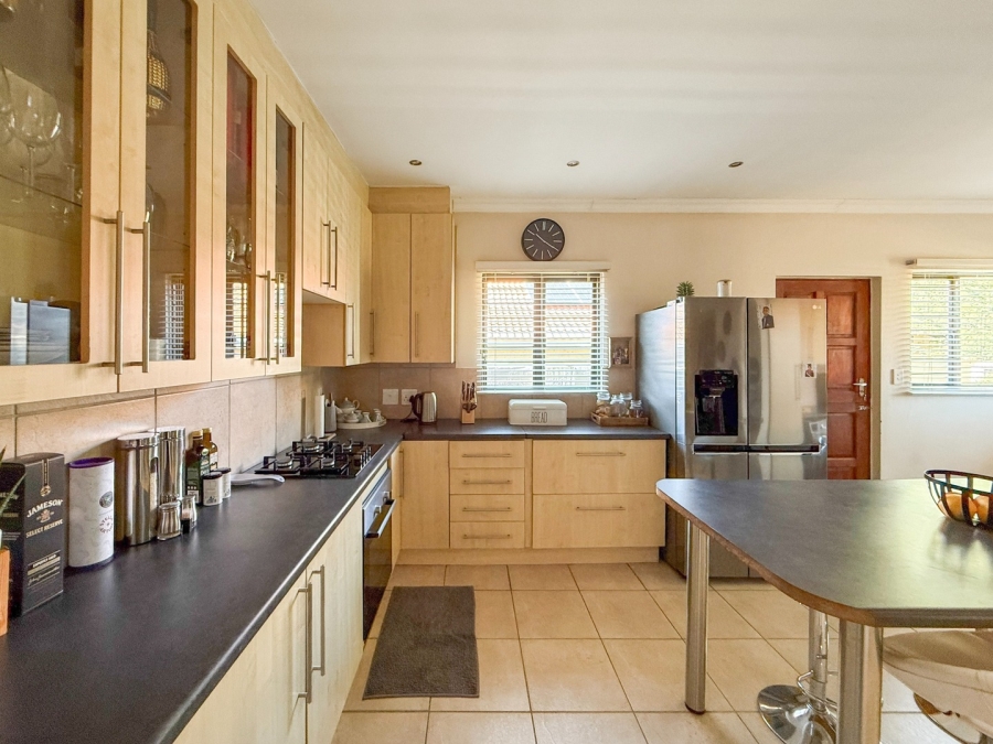 3 Bedroom Property for Sale in Melodie North West